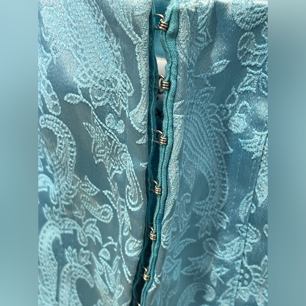 Princess Polly Day Dreaming Top Blue Paisley Print Satin Corset Size 4 - Picture 5 of 7